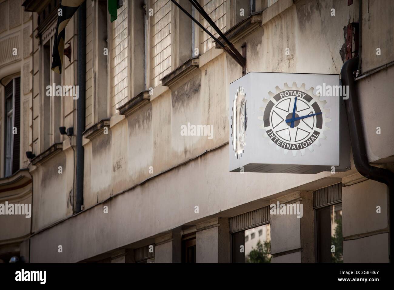 Photo d'un signe avec le logo de Rotary International. Rotary International est une organisation internationale de services dont le but déclaré est de brin Banque D'Images