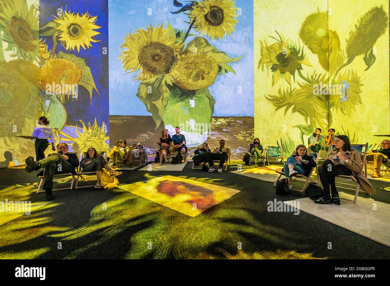 Projection au sol interactive Banque de photographies et d’images à