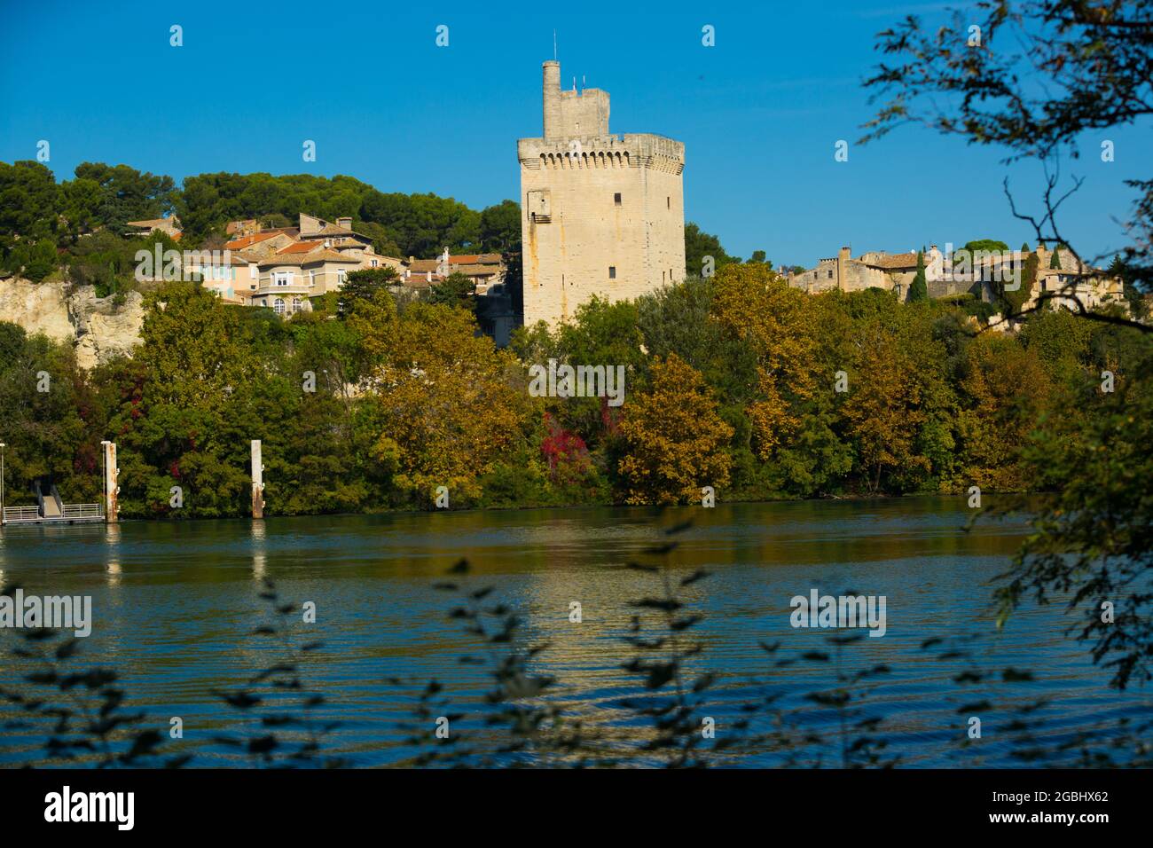 Vue sur la Tour Philippe le Bel en France, Villeneuve lez Avignon Banque D'Images