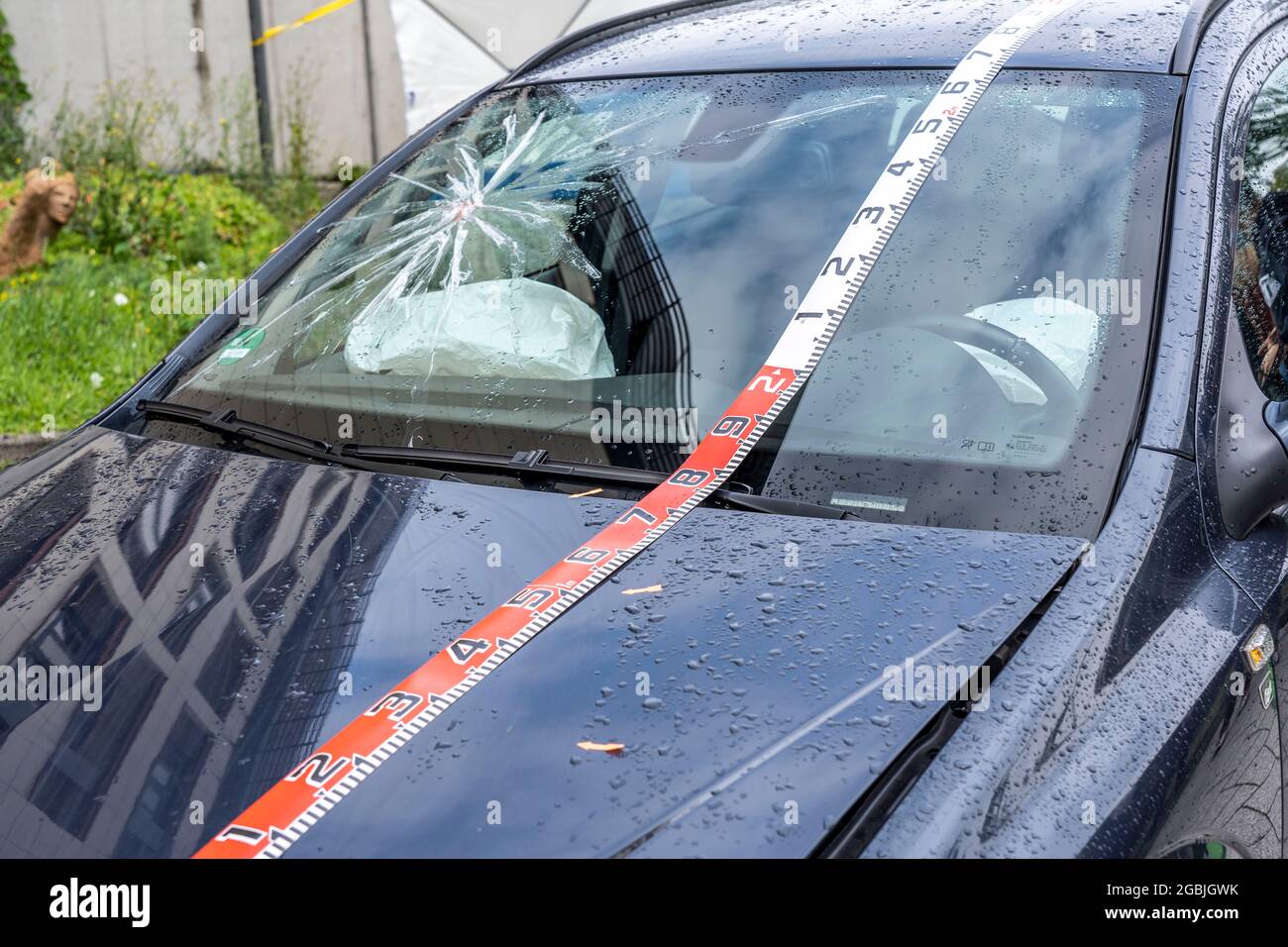 Re-édicté, mortel, accident avec une voiture de tourisme et un cycliste, à la police NRW, enquête d'accident par des équipes de VU spécialisées, accident de la route te Banque D'Images