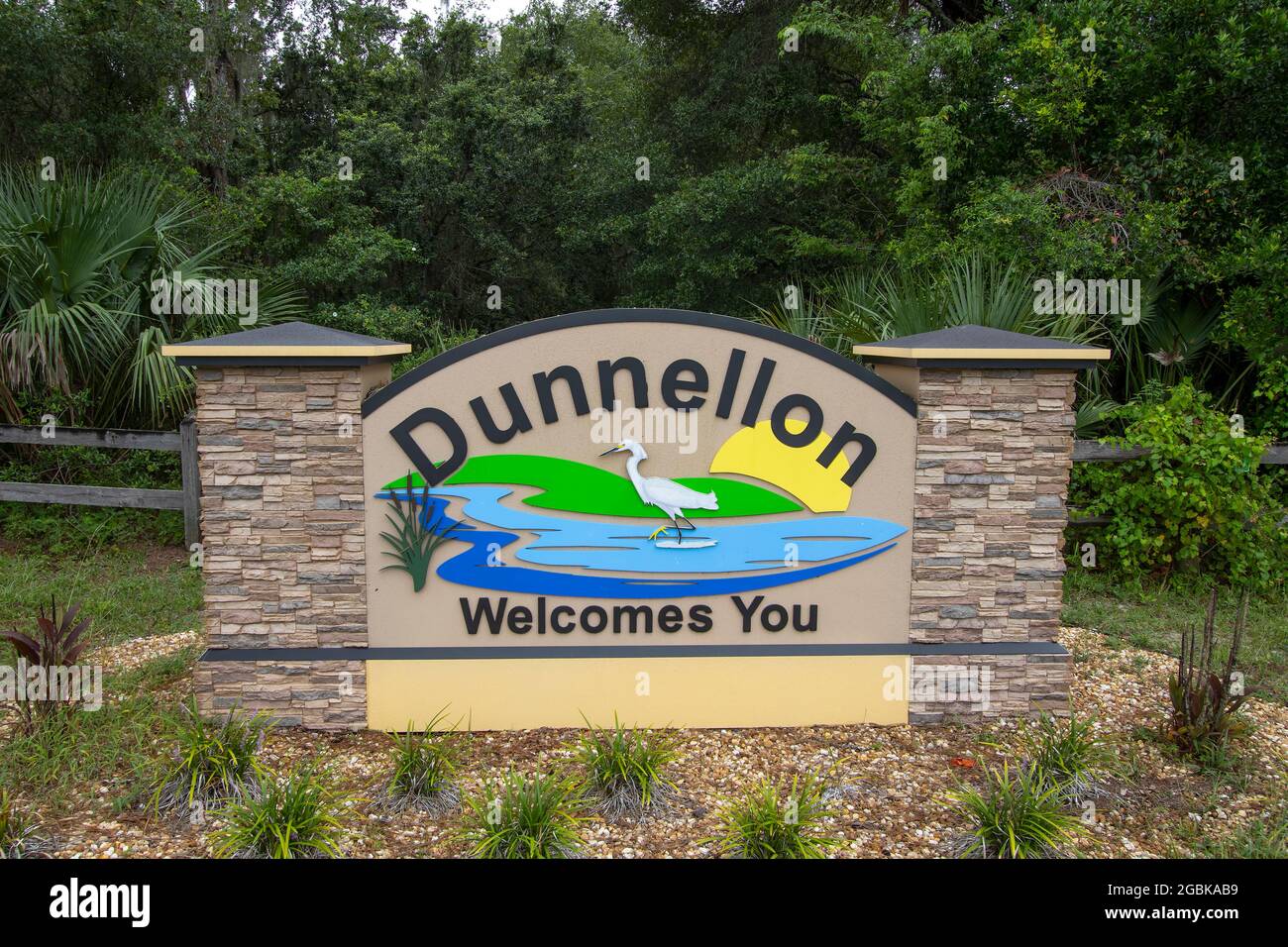 Panneau de bienvenue pour la ville de Dunnellon, Floride Banque D'Images
