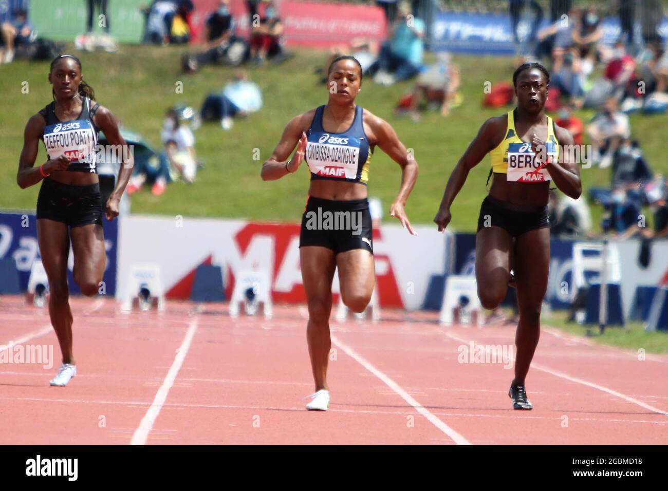 ZEFFOU POATY Maud , OMBISSA-DZANGUE Orlann et BERGER Eva séries 100 m Womens lors des championnats de France d'athlétisme 2021 du 25 juin 2021 au stade Josette et Roger Mikulak à Angers, France - photo Laurent Lairys / DPPI Banque D'Images