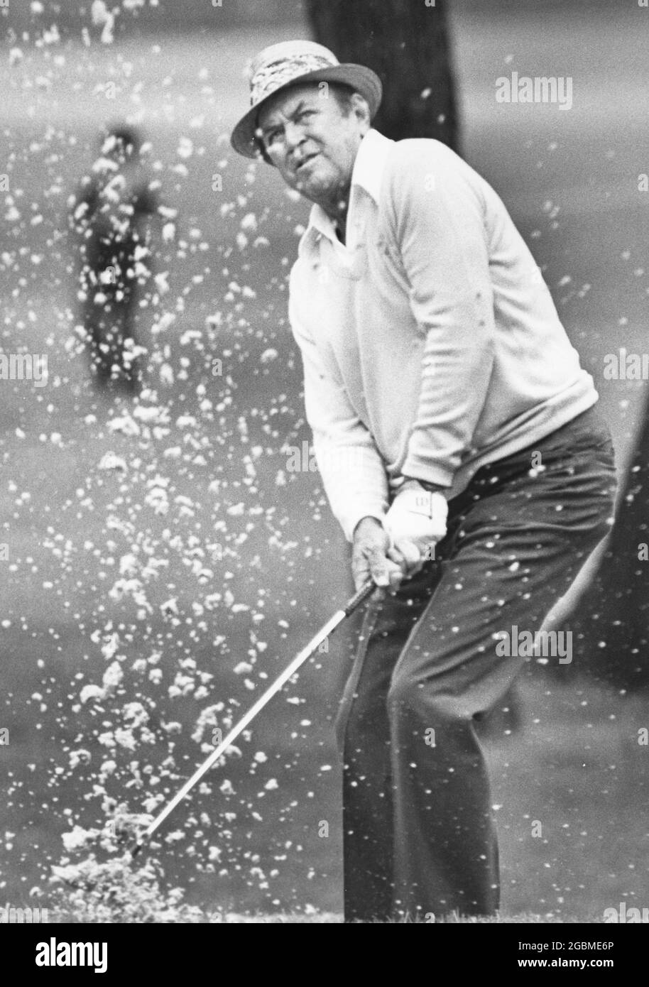 Austin, Texas, États-Unis, vers 1980: Le golfeur Sam Snead en action au tournoi Legends of Golf, avec des pros de plus de 50 ans, au club d'Onion Creek. ©Bob Daemmrich Banque D'Images