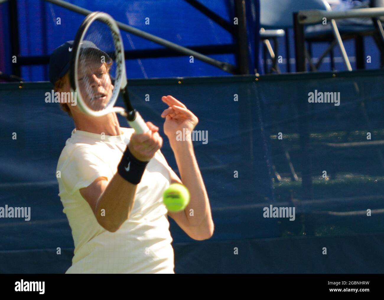 WASHINGTON, D.C., ÉTATS-UNIS. 4 août 2021. JANNIK SINNER d'Italie dans son deuxième tour de match dans le tournoi de tennis Citi Open à Washington, DC (Credit image: © Christopher Levy/ZUMA Press Wire) Banque D'Images