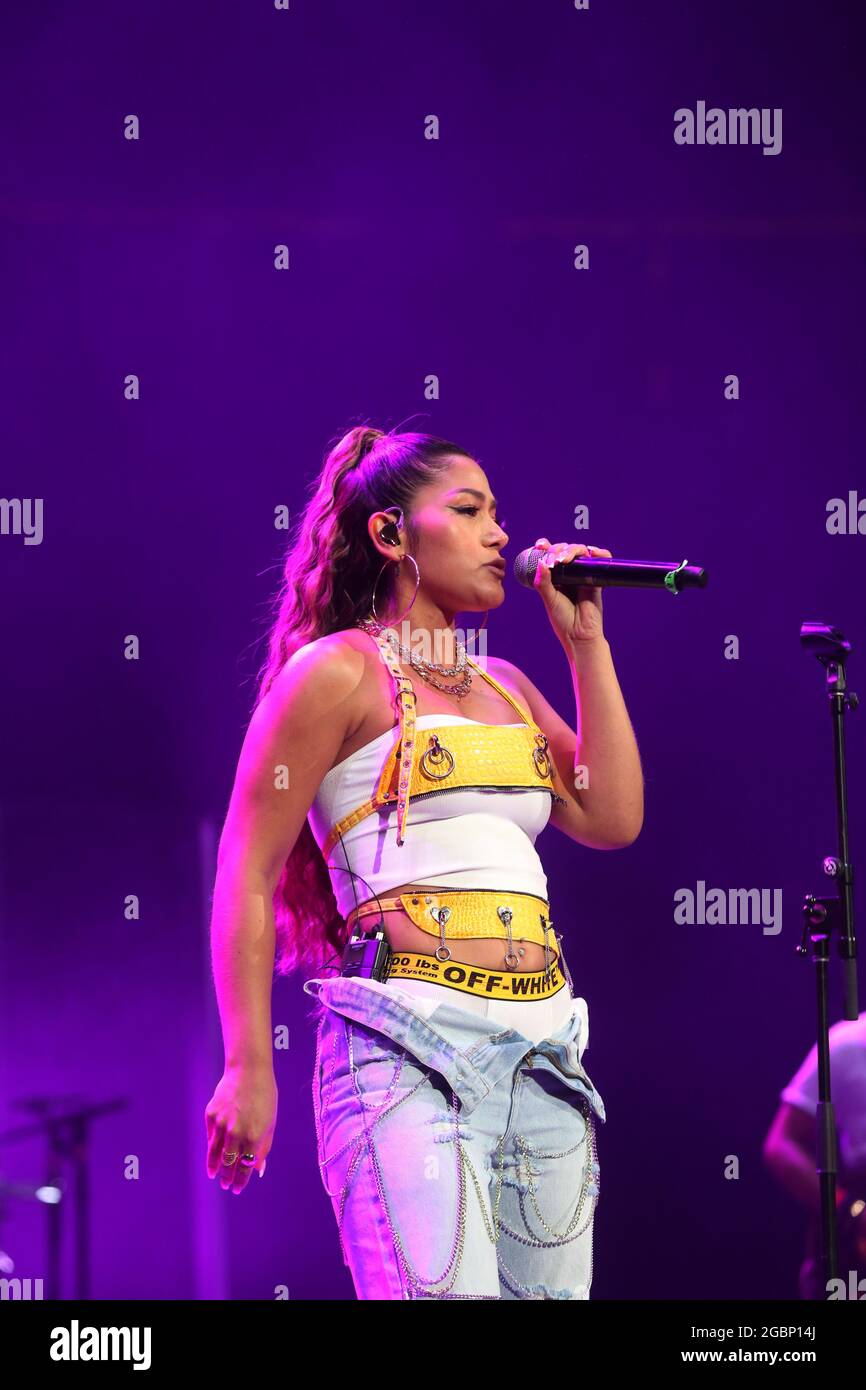 Farina se produit pendant de Colombia Para El Mundo / présenté par Wakamba Entertainment au Prudential Center, Newark NJ Banque D'Images