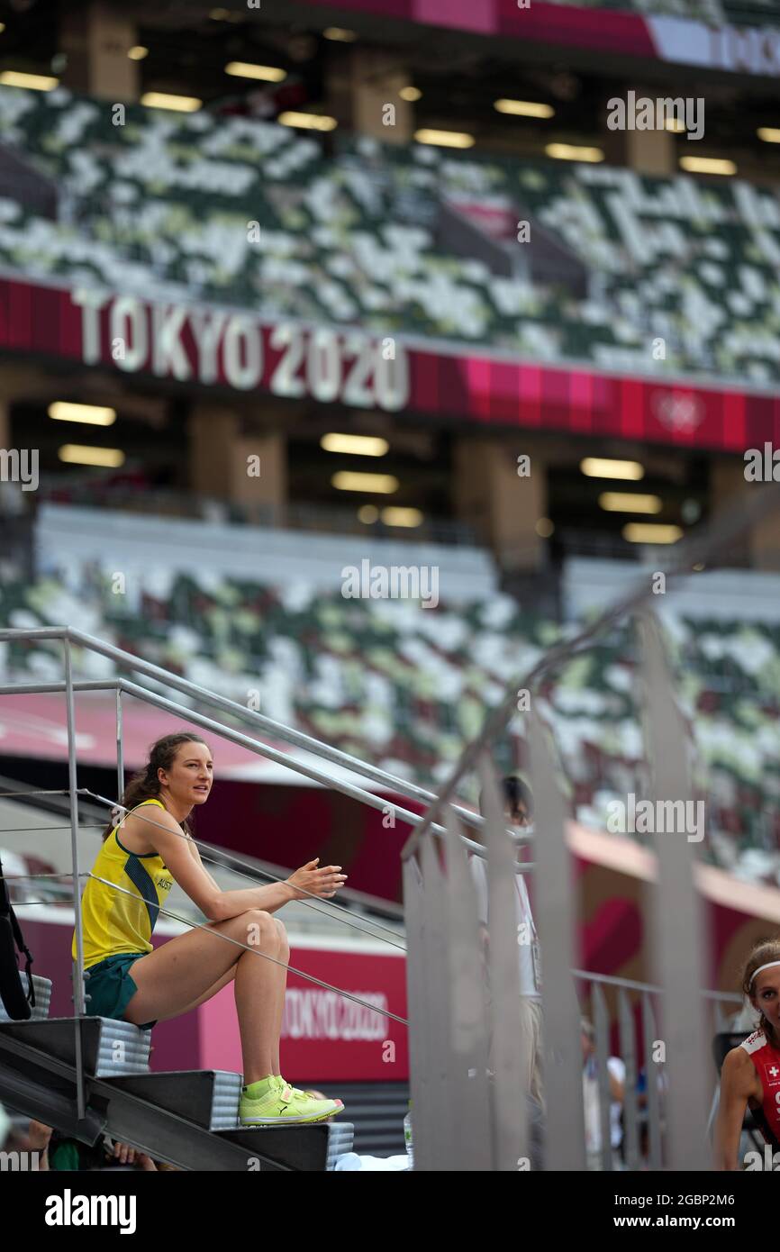 5 août 2021 ; Stade olympique, Tokyo, Japon : Tokyo 2020 Jeux Olympiques d'été jour 13 ; Womens Heptathlon, saut en hauteur, McDermott Nicola (AUS) attend son prochain saut et gagne l'événement Banque D'Images