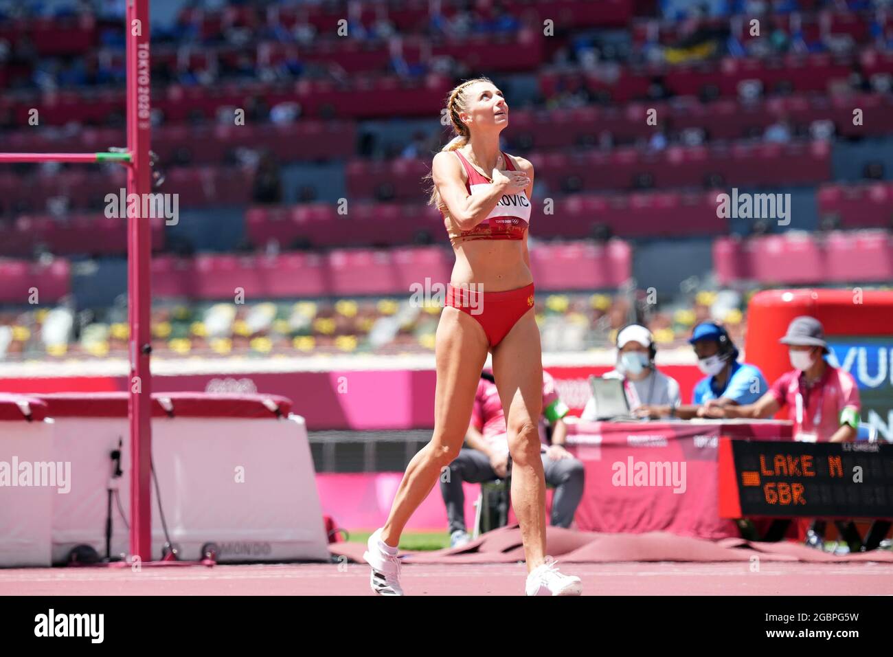 5 août 2021; Stade Olympique, Tokyo, Japon: Tokyo 2020 Jeux Olympiques d'été jour 13; Womens heptathlon, saut en hauteur, VUKOVIC Marija (MTE) gagne l'événement Banque D'Images