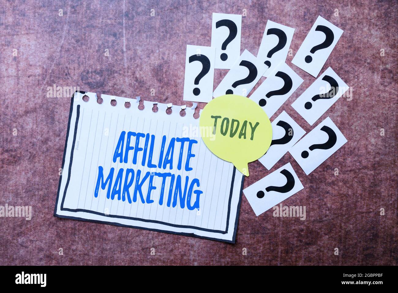 Texte d'écriture Affiliate Marketing. Compensation conceptuelle de photo aux éditeurs tiers pour générer des pistes progrès dans la résolution des problèmes Banque D'Images