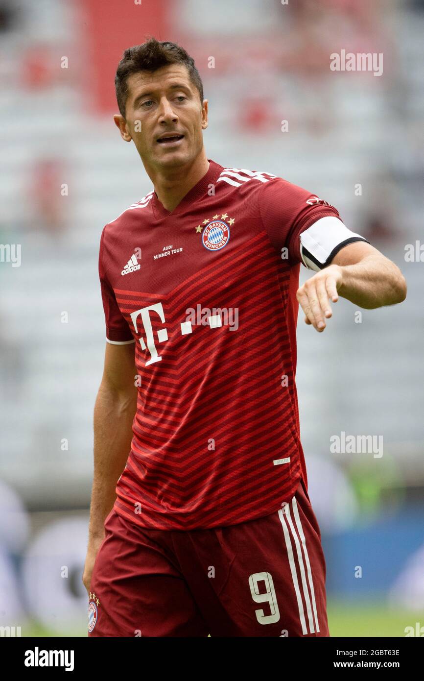 Muenchen, ALLIANZARENA, Allemagne. 31 juillet 2021. Robert LEWANDOWSKI (# 9, M). Football, FC Bayern Munich (M) - SSC Napoli (NEA), match préparatoire pour la saison 2021-2022, le 31 juillet 2021 à Muenchen, ALLIANZARENA, Allemagne. € Credit: dpa/Alamy Live News Banque D'Images