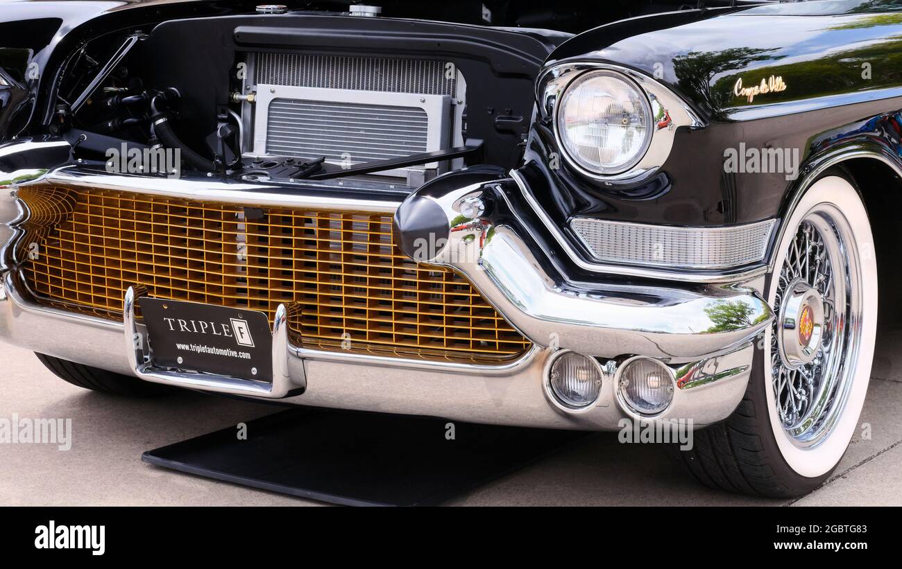Coupé Deville V2 1957 de Cadillac 081021 Banque D'Images