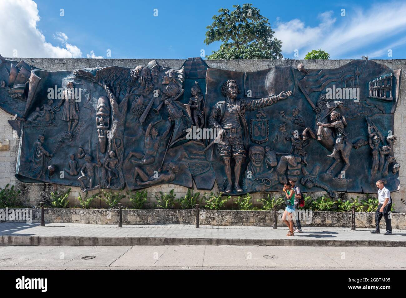 Murale Origenes, sculpture cubaine en métal, Holguin City, Cuba 2016 Banque D'Images