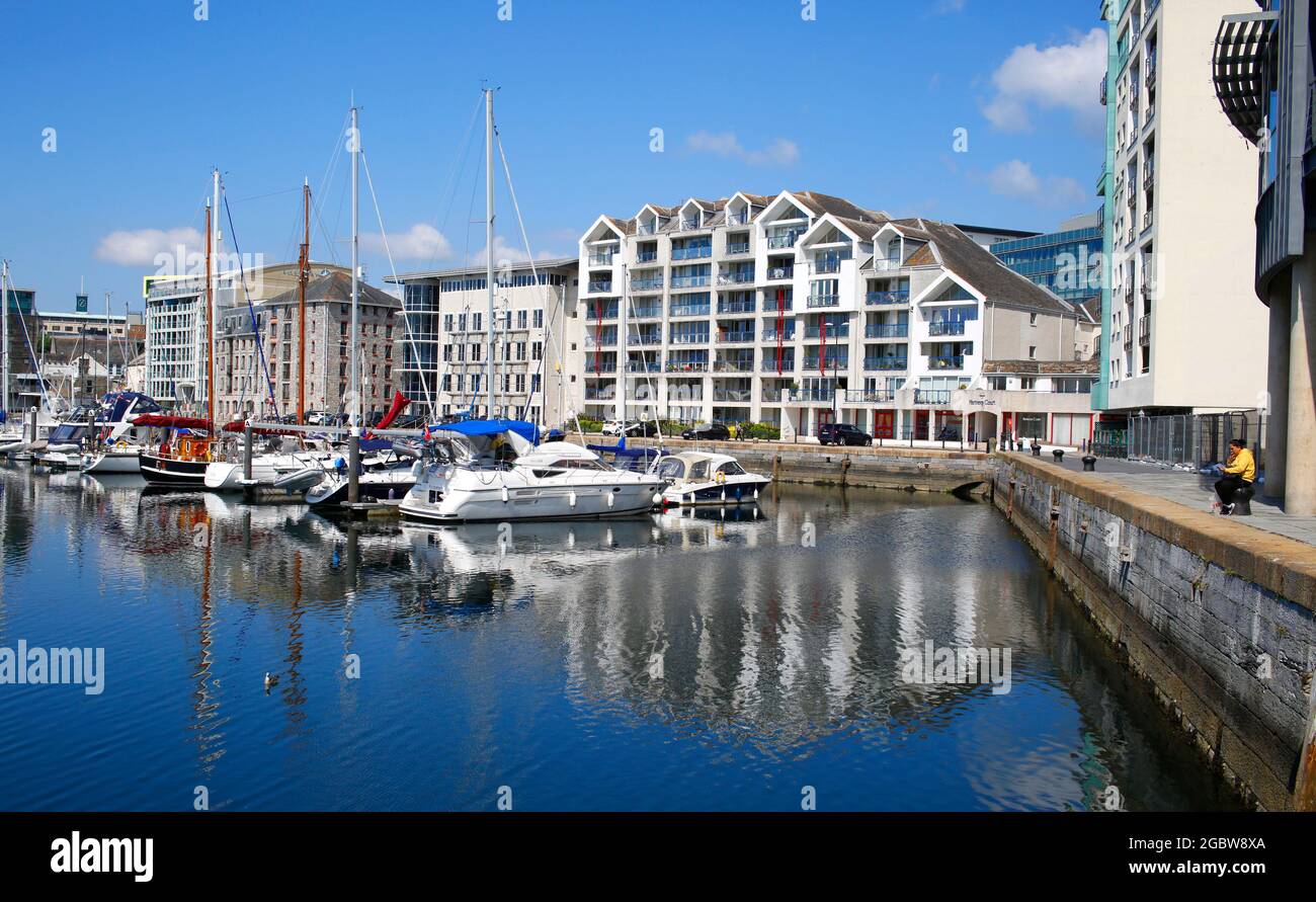 Port de plaisance de Sutton Harbour à Plymouth, Devon, Royaume-Uni. Banque D'Images