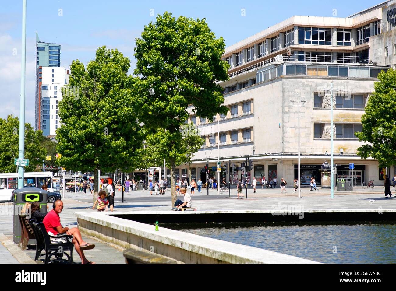 Le bâtiment House of Fraser ou Dingles se trouve à l'angle de Royal Parade et Armada Way à Plymouth, Devon, Royaume-Uni. Banque D'Images