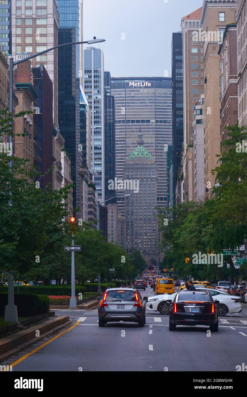 Vue sur le bâtiment MetLife depuis Park Avenue sur Manhattan, New York Banque D'Images
