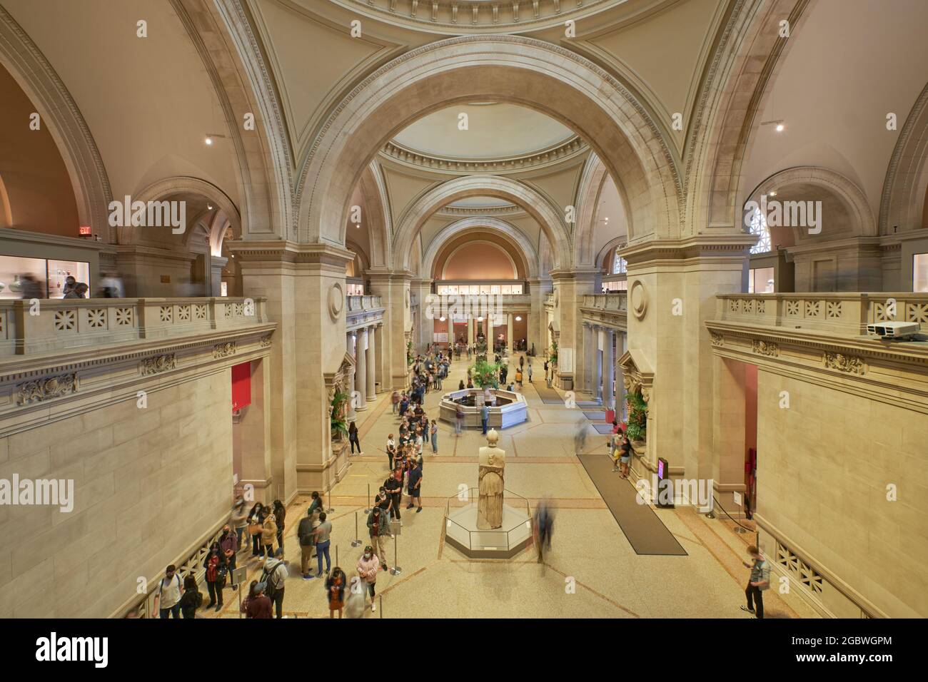 Le Metropolitan Museum of Art Great Hall et l'entrée Banque D'Images