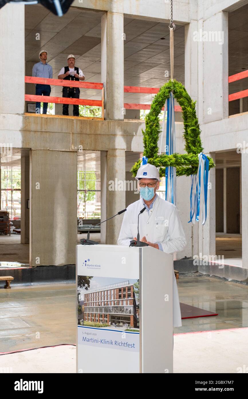 Dr. Markus Graefen, Ärztlicher Leiter der MartiniKlinik beim Richtfest