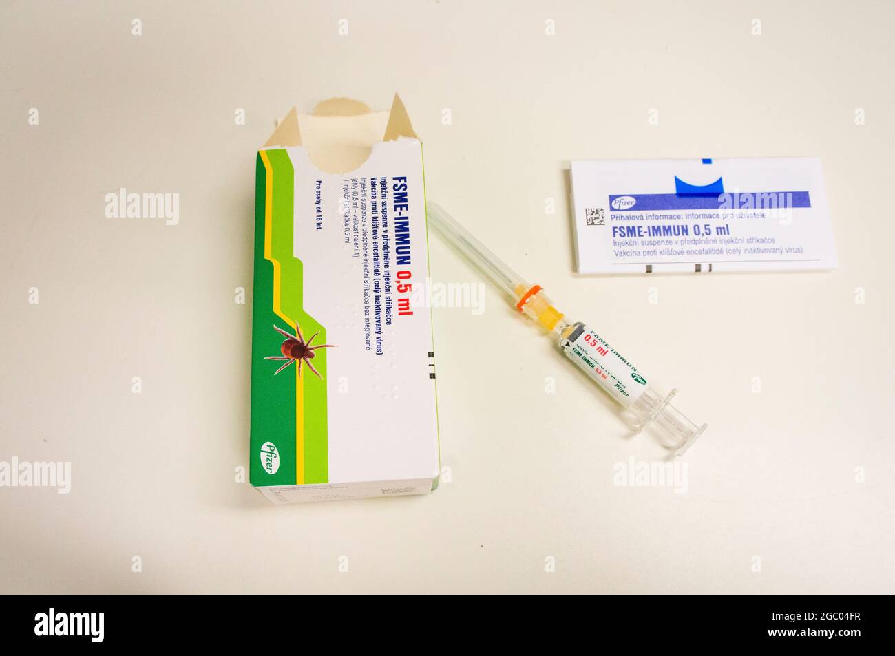 Vaccination contre le TBE, encéphalite à tiques, injection, République  tchèque, mars 17, 2021. (CTK photo/Libor Sojka Photo Stock - Alamy