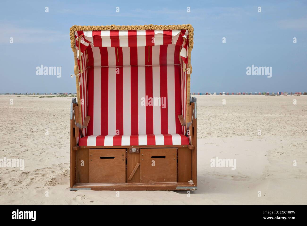 Chaise de plage sur la plage , Allemagne, Schleswig-Holstein, Norddorf, Amrum Banque D'Images