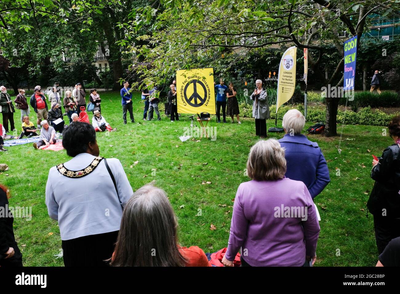 Tavistock Square, Londres, Royaume-Uni. 6 août 2021. Hiroshima se souvient, une commémoration du CND de Londres sur la place Tavistock. Crédit : Matthew Chattle/Alay Live News Banque D'Images