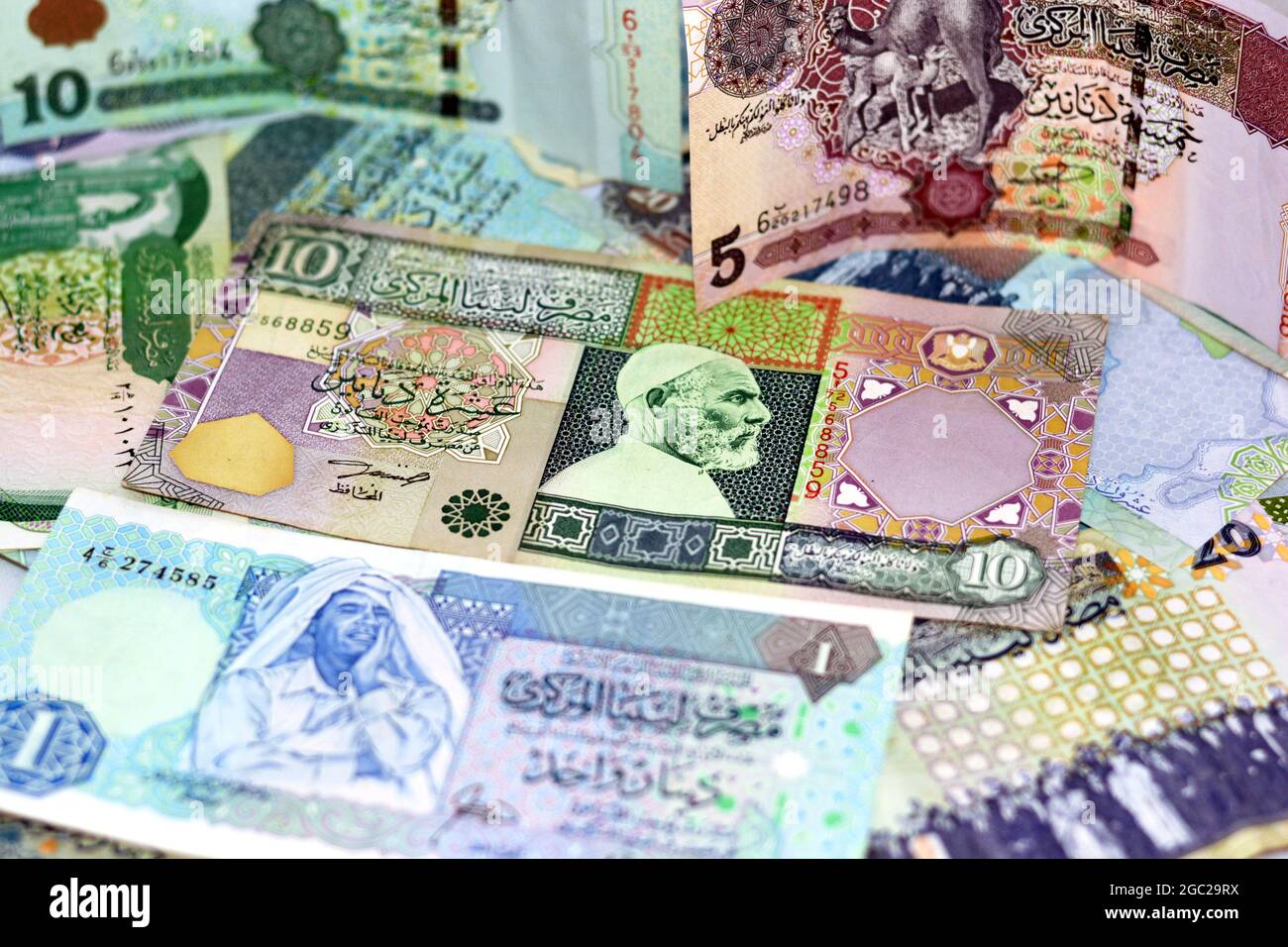 Contexte de l'argent libyen dinars billets, anciens billets en monnaie libyenne, le dinar libyen est la devise de la Libye, des billets différents de la Libye Banque D'Images