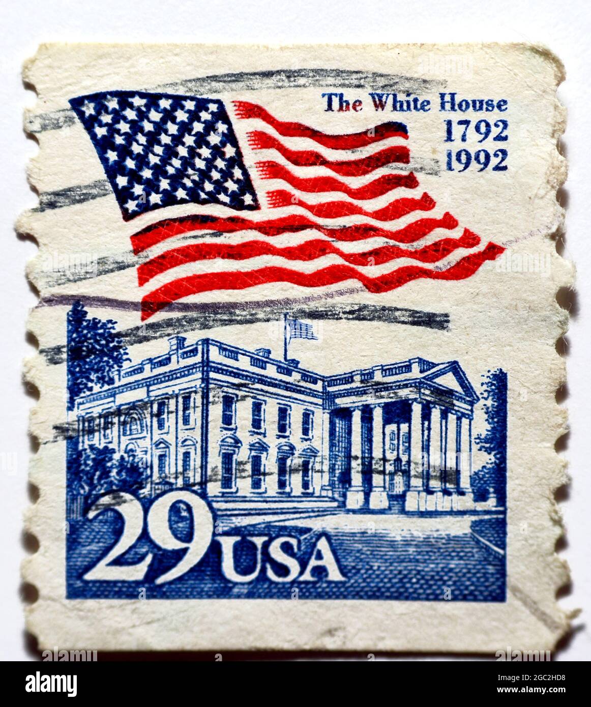 Un timbre-poste imprimé aux États-Unis d'Amérique montre le drapeau américain agitant sur la Maison Blanche à Washington, D.C., 200th anniversaire, 19C Banque D'Images