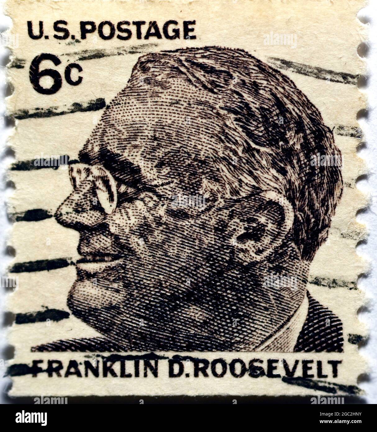 Un timbre-poste imprimé aux États-Unis montre Portrait de Franklin Delano Roosevelt FDR (1882-1945), le président des États-Unis d'Amérique de valeur en 32nd Banque D'Images