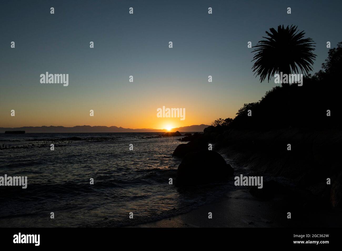 Sunrise, Boulders Beach, Cape Peninsula, Afrique du Sud Banque D'Images