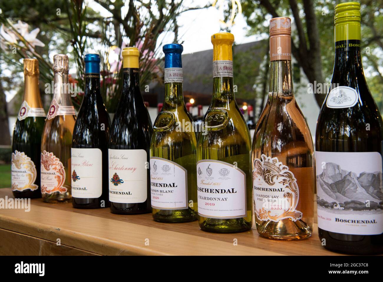 Vente de vin, marché de nuit, domaine Boschendal, Franschhoek, Afrique du Sud Banque D'Images