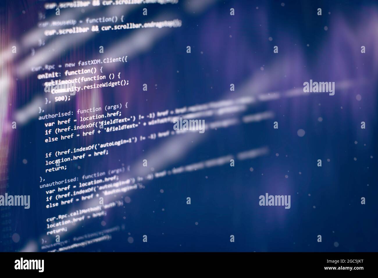 Code de script informatique abstrait. Écran de code de programmation du développeur de logiciel. Temps de travail de programmation logicielle. Texte de code écrit et créé entièrement b Banque D'Images
