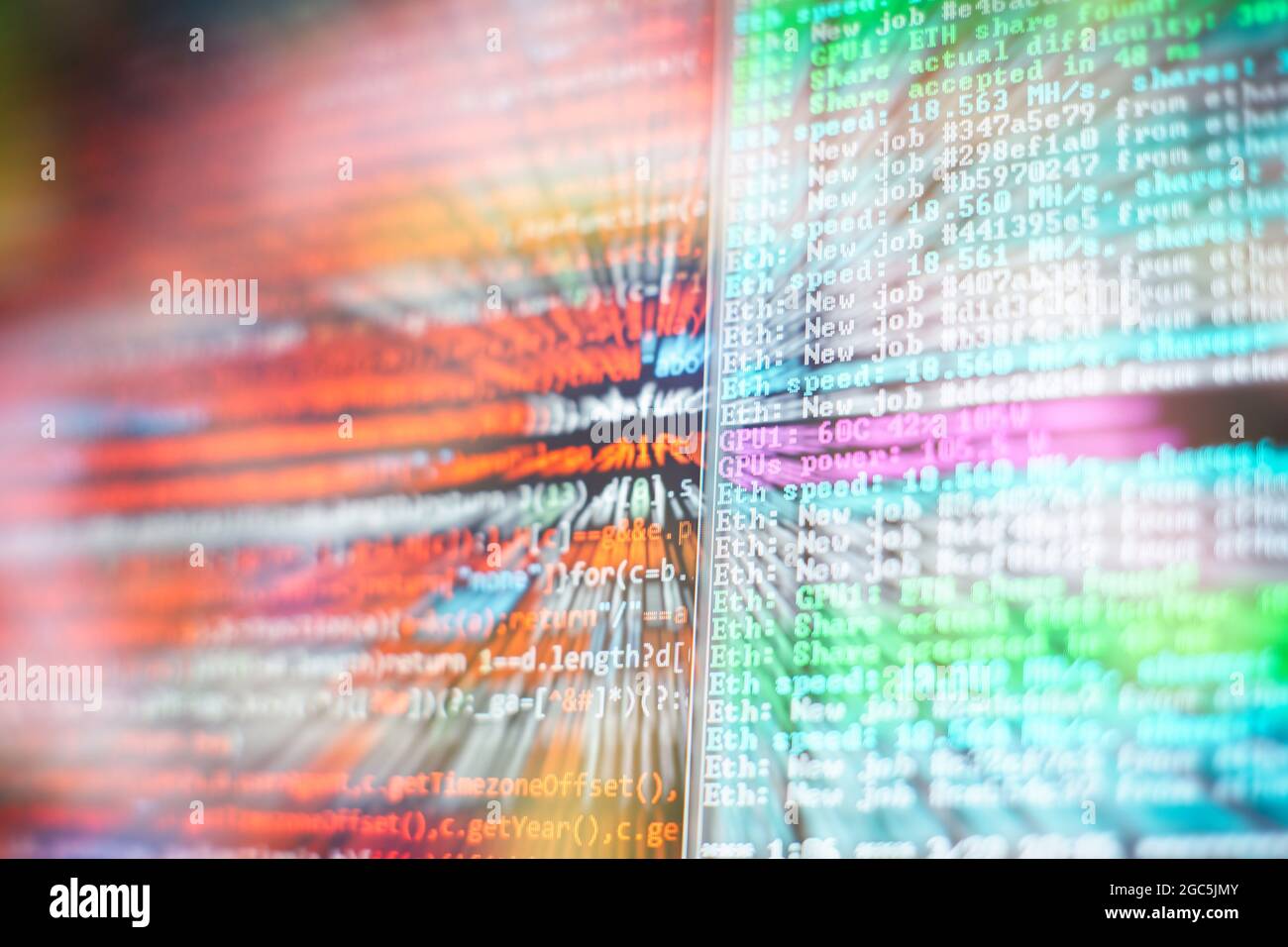 Code de script informatique abstrait. Écran de code de programmation du développeur de logiciel. Temps de travail de programmation logicielle. Texte de code écrit et créé entièrement b Banque D'Images