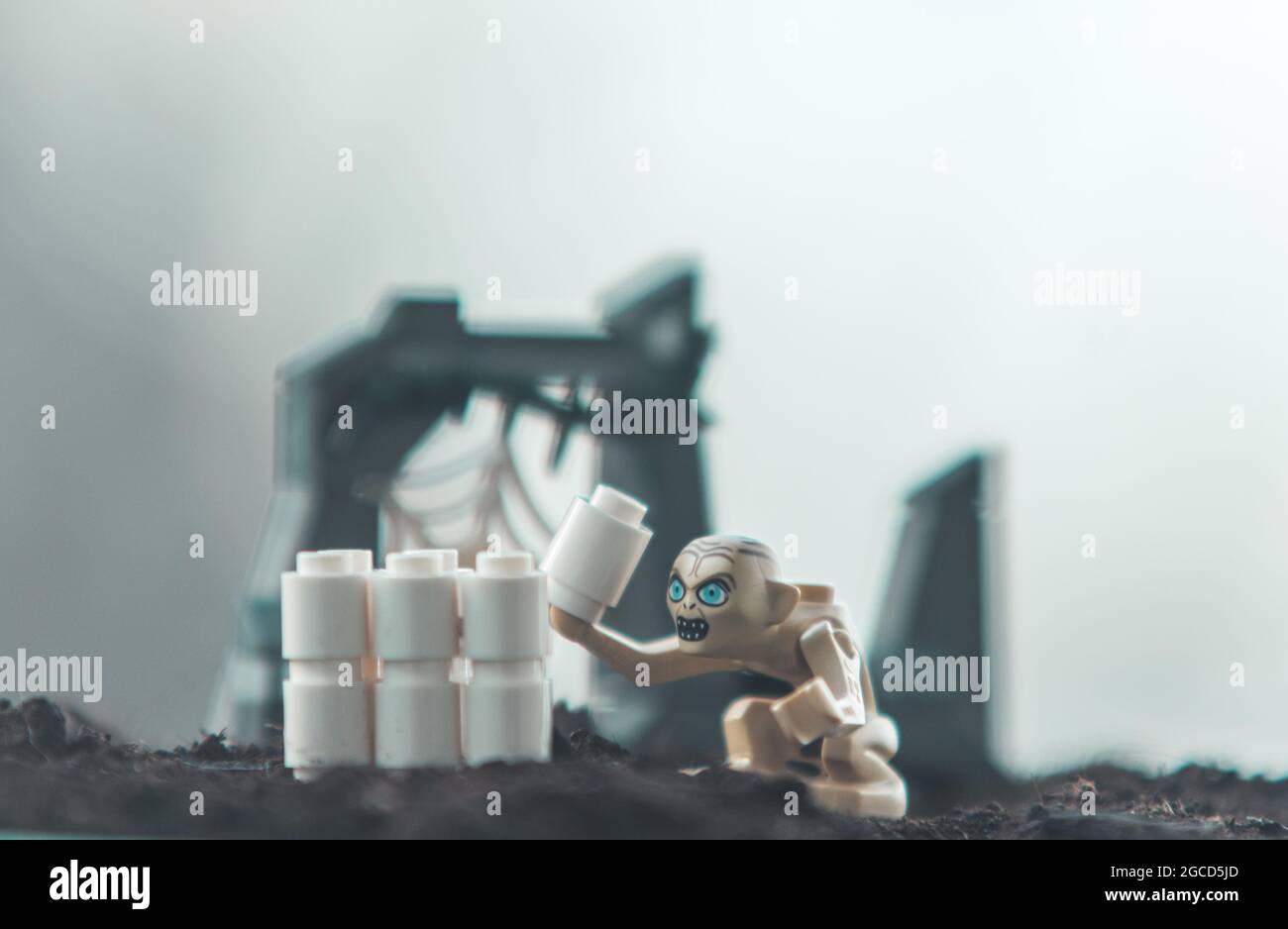 LEGO seigneur de l'anneau Minifigure golum avec papier toilette Banque D'Images