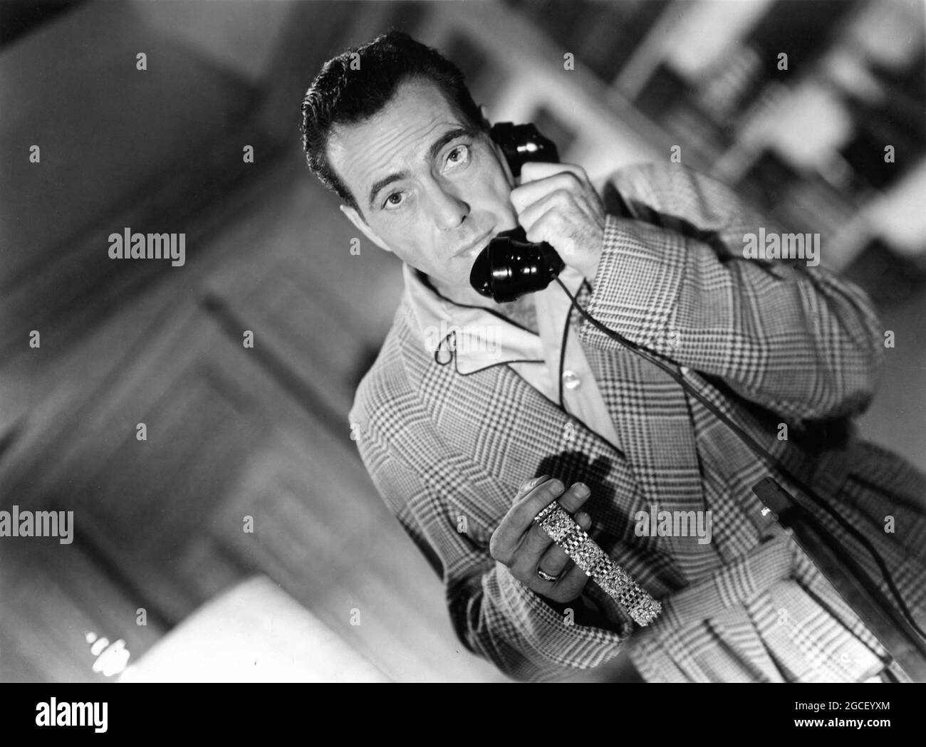 HUMPHREY BOGART dans CONFLICT 1945 réalisateur CURTIS BERNHARDT Story le Pentacle par Robert Siodmak Warner Bros. Banque D'Images