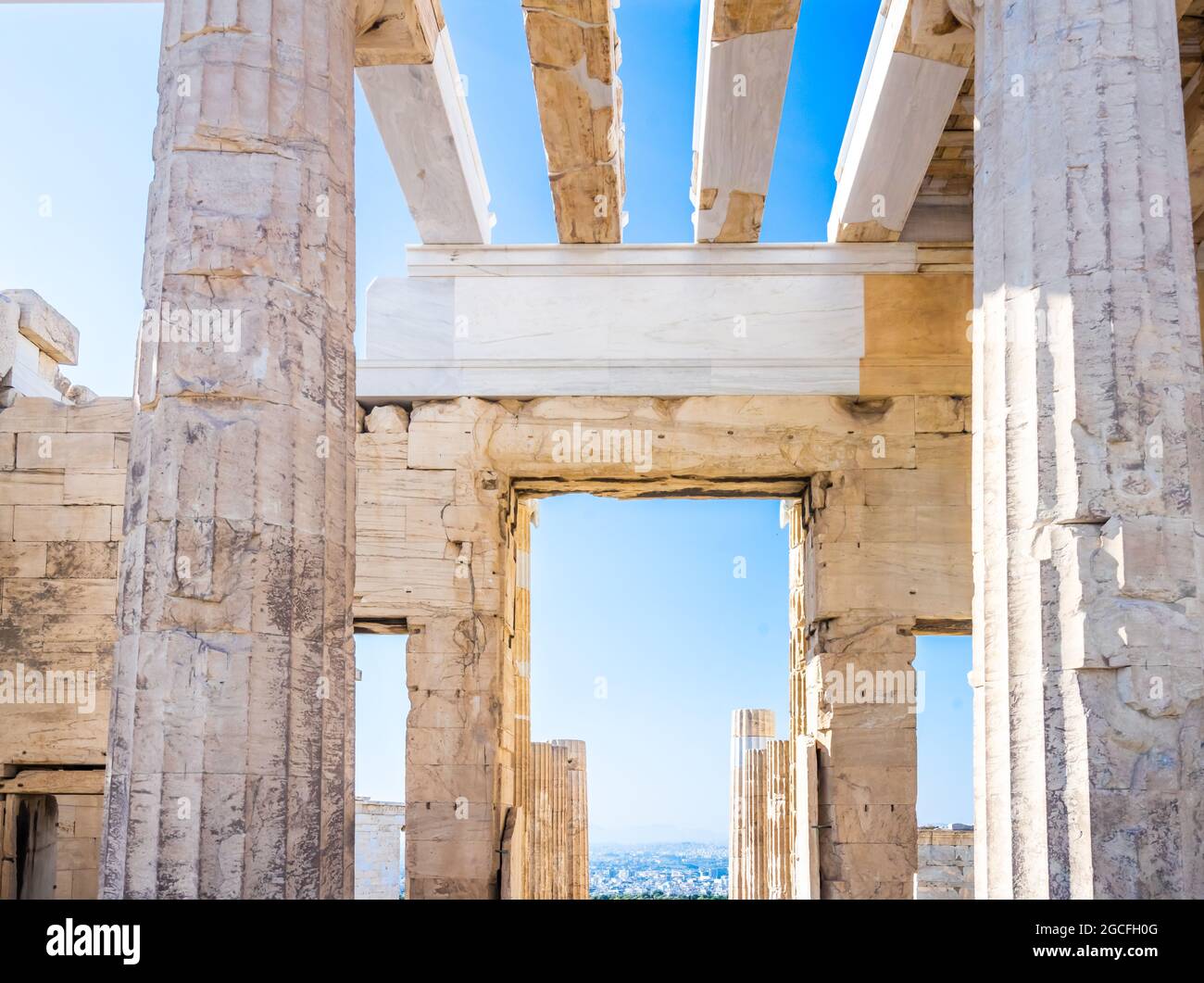 Vue sur l'architecture du temple du Panthéon à l'Acropole, Athènes Grèce Banque D'Images