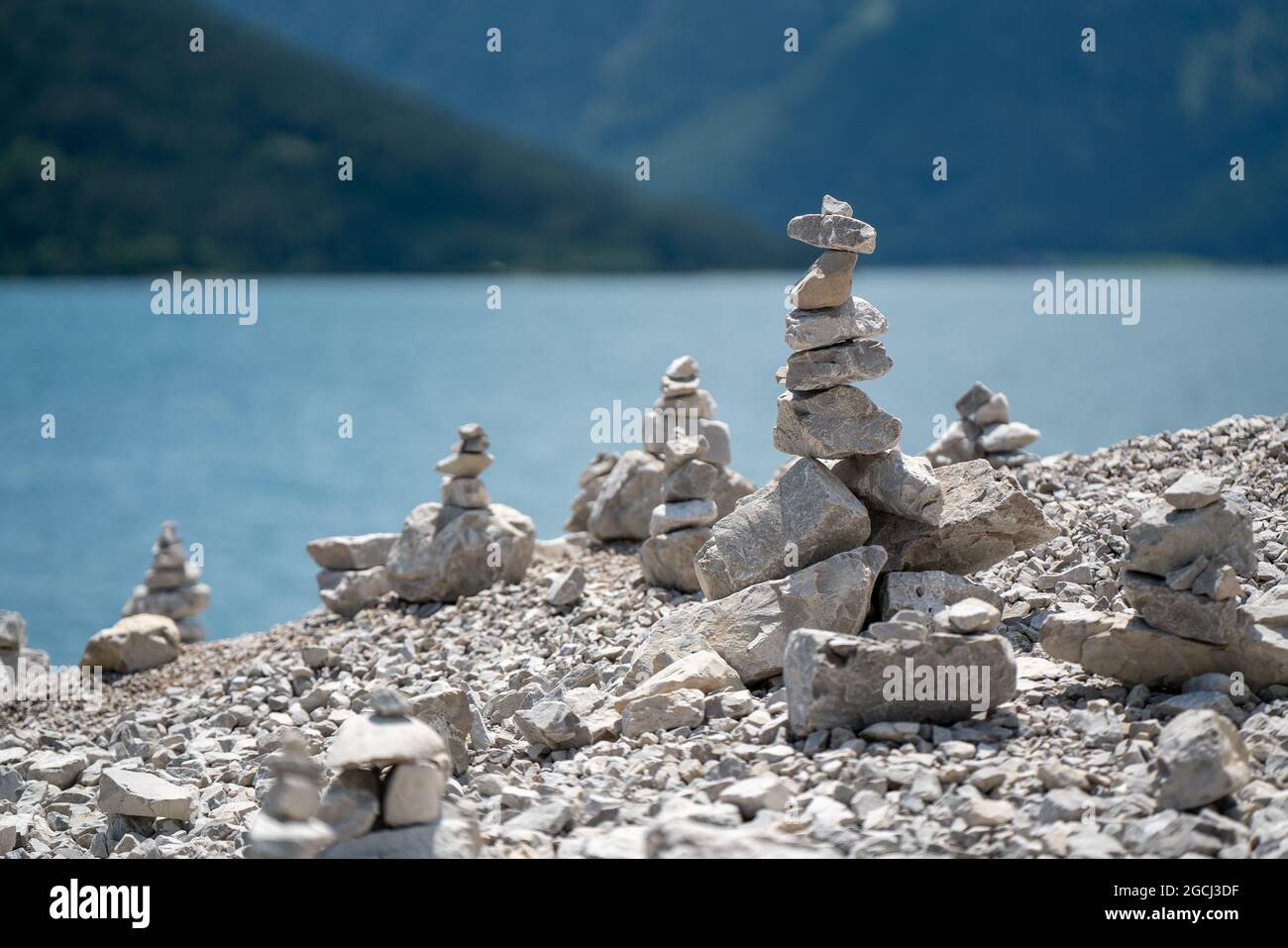 Géographie / voyage, Autriche, Tyrol, Achenkirch, cairn at Achensee, CERTAINES RESTRICTIONS PEUVENT S'APPLIQUER POUR L'ACCUEIL/L'UTILISATION DE CARTES POSTALES DANS GERM.SPEAK.C. Banque D'Images