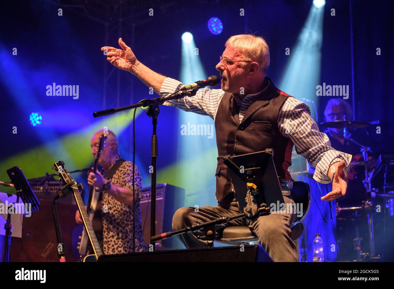 Steve Harley se présentant avec le SAS Band (Spikes All Stars) au Wickham Festival, Royaume-Uni. 5 août 2021 Banque D'Images