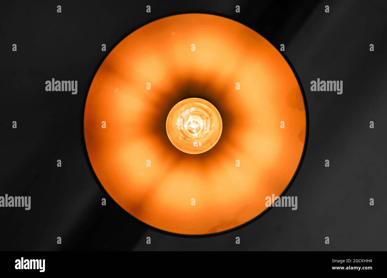 Lustre vintage avec abat jour Banque de photographies et d’images à