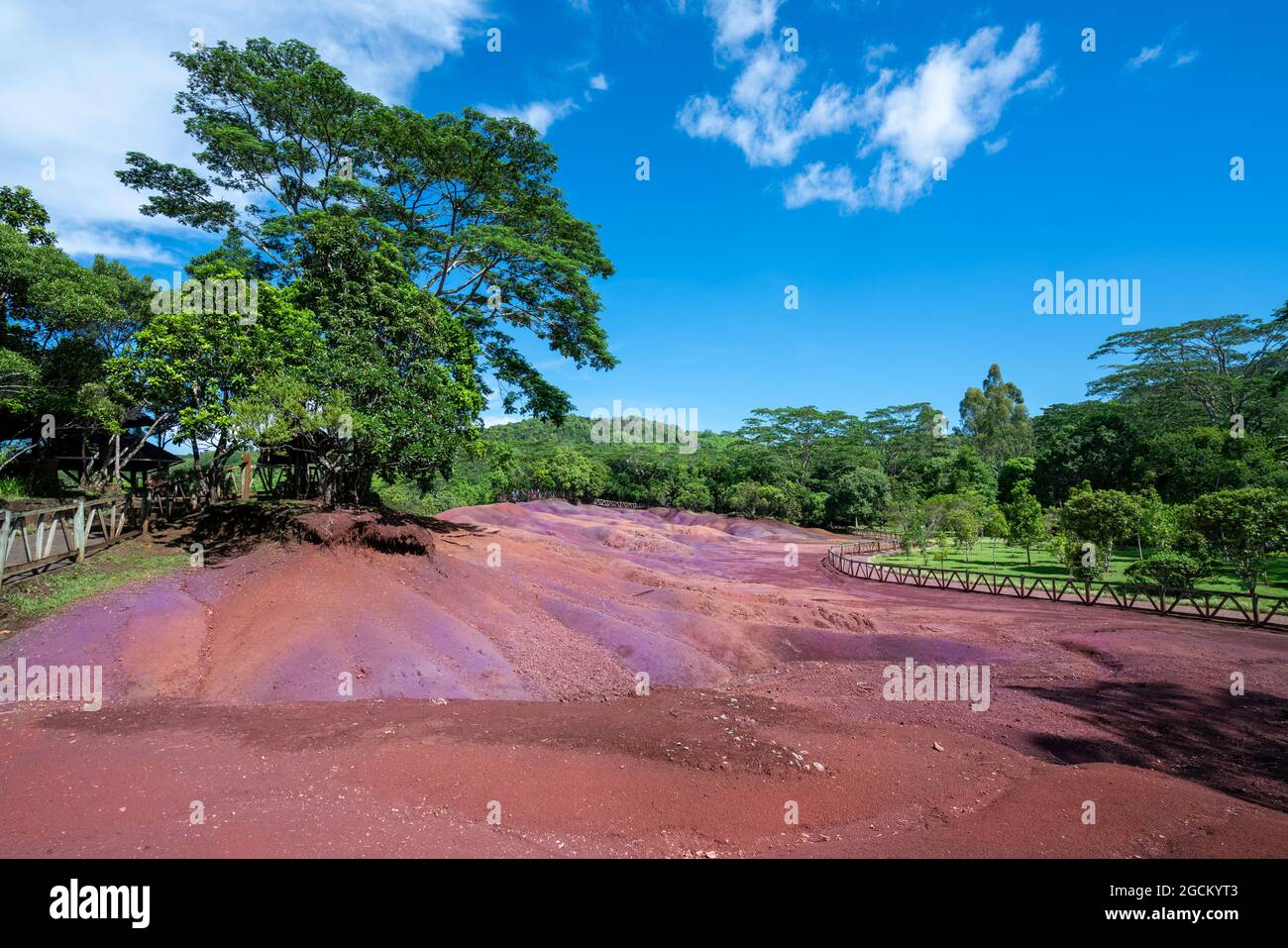 Célèbre attraction touristique en Afrique, les sept forts colorés, formation géologique dans la plaine de Chamarel de la Riviera Noire Distric Banque D'Images