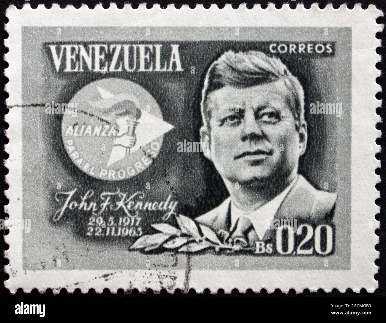 VENEZUELA - VERS 1965 : un timbre imprimé au Venezuela montre John F.  Kennedy et Alliance for Progress Emblem, vers 1965 Photo Stock - Alamy