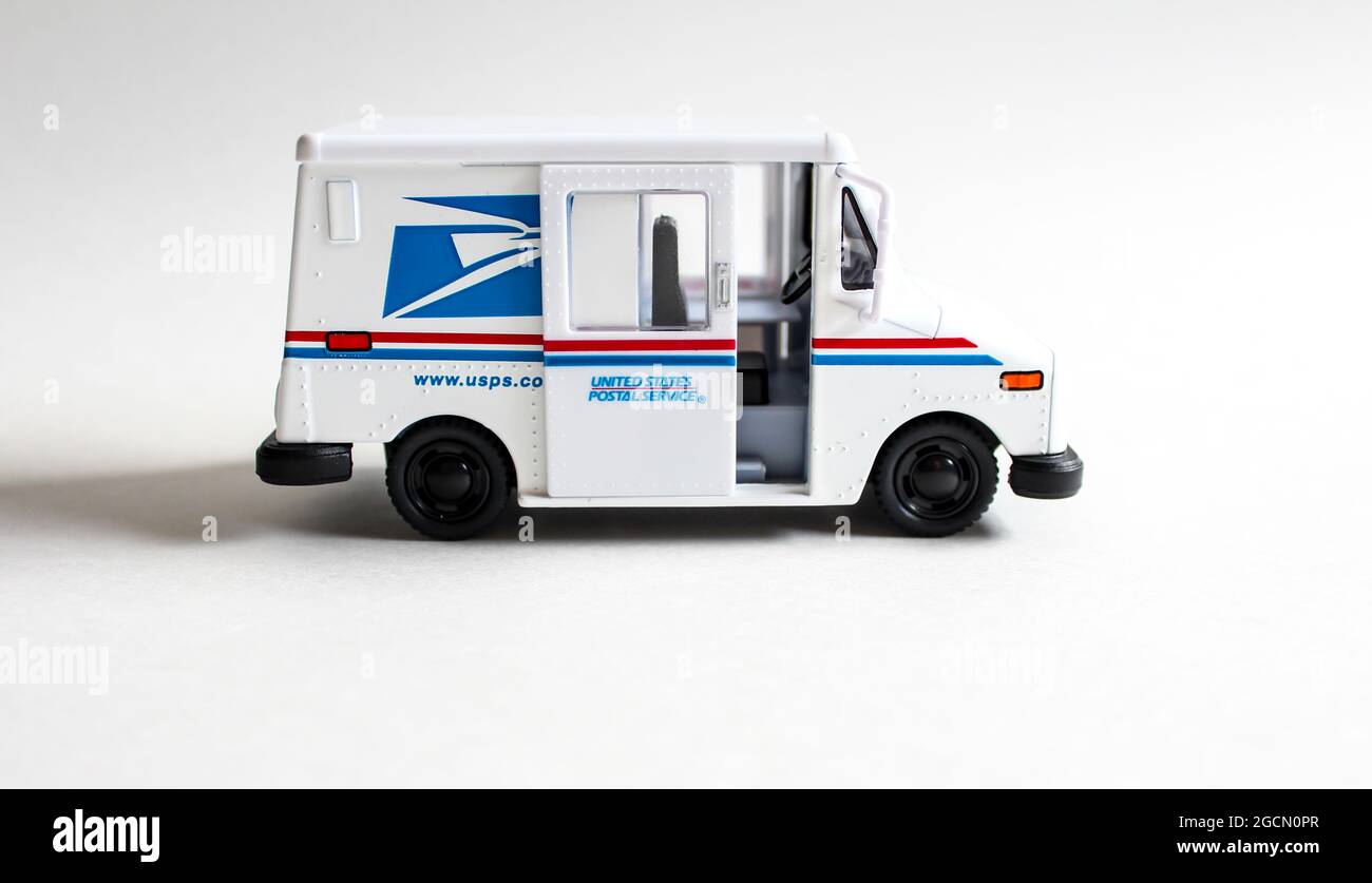 USPS, voiture du service postal des États-Unis avec la porte coulissante ouverte Banque D'Images