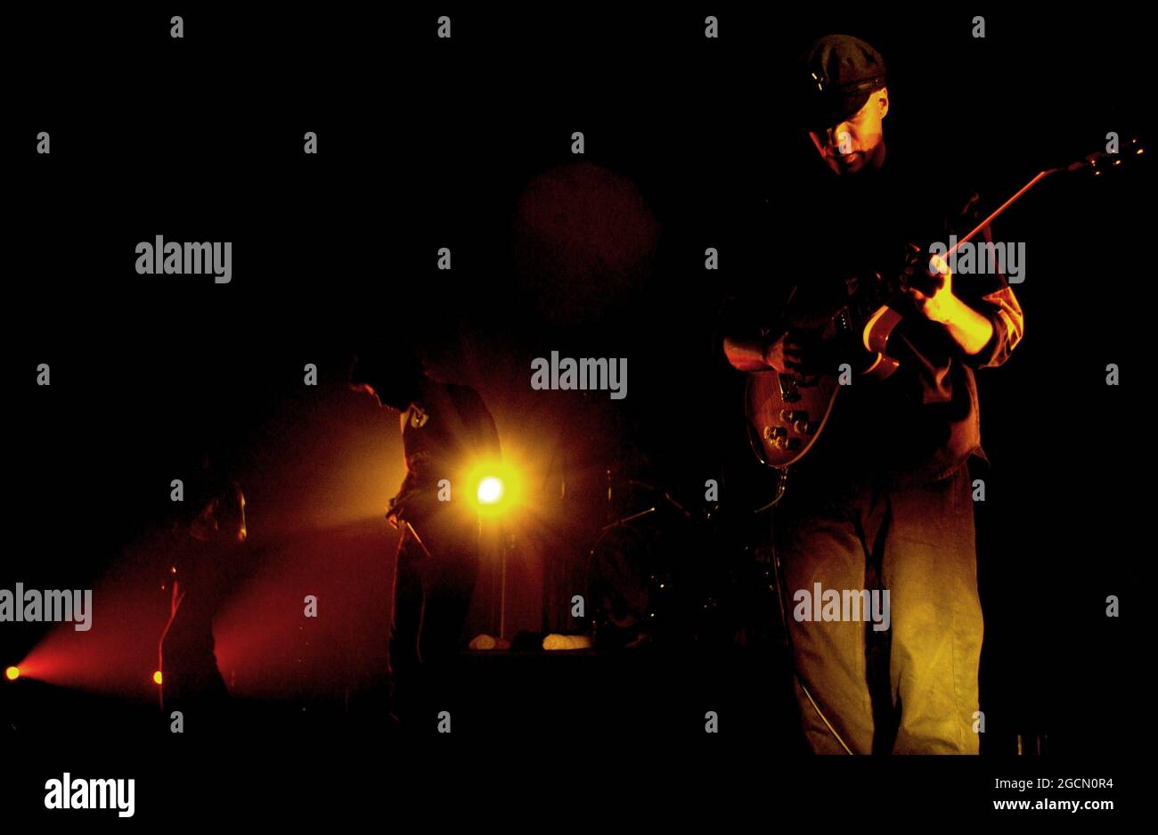 Milan Italie 2003-01-22 : concert live de l'Audiolave à l'Alcatraz, Chris Cornell, Tom Morello, Tim Commerford, Brad Wilk. Banque D'Images Milan Italie 2003-01-22 : concert live de l'Audiolave à l'Alcatraz, Chris Cornell, Tom Morello, Tim Commerford, Brad Wilk. Banque D'Images
