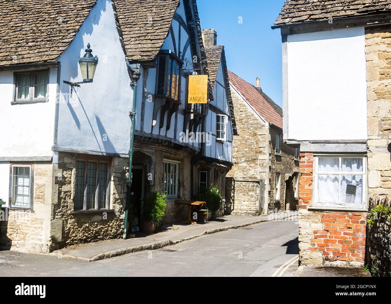 Le signe de l'Ange est une auberge de coaching du XVe siècle, maintenant un hôtel et un restaurant. Banque D'Images