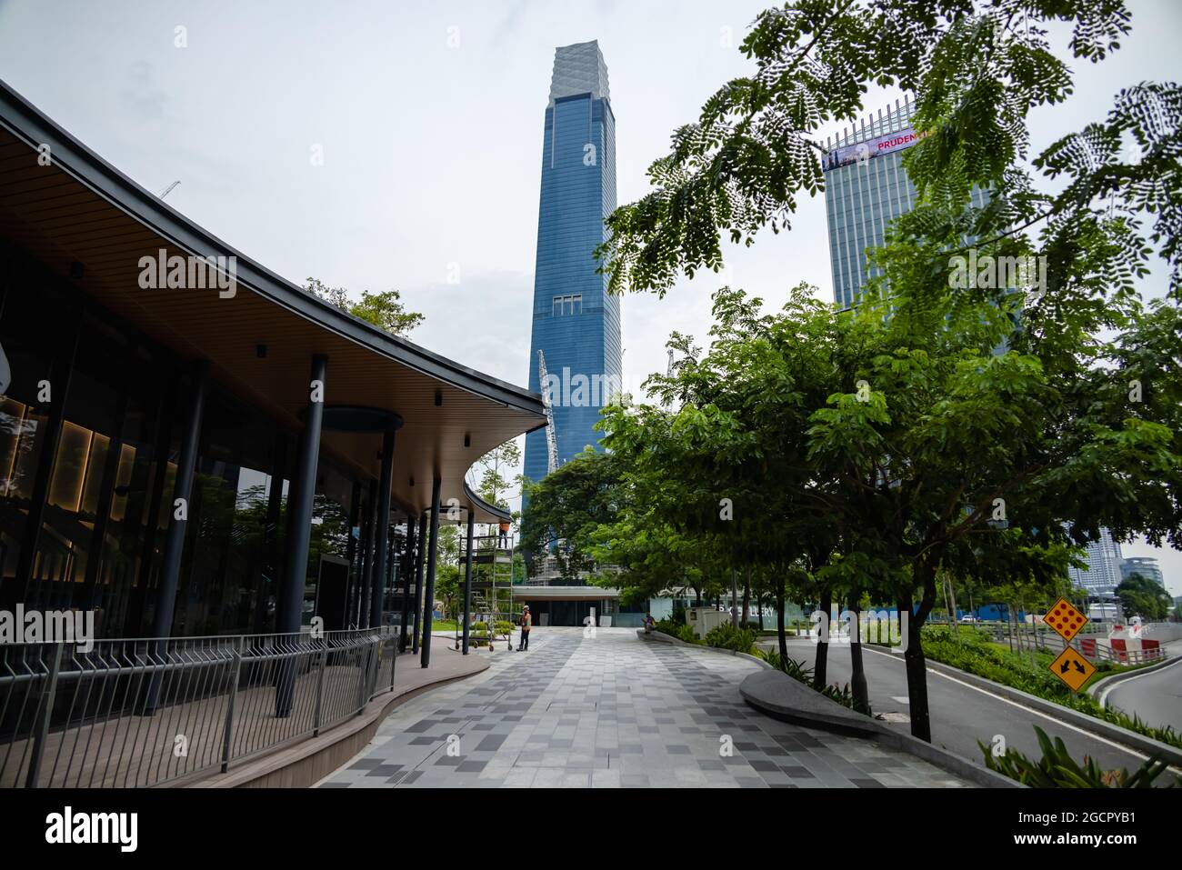 Kuala Lumpur, Malaisie - 04 octobre 2020 : l'échange 106 à la métropole malaisienne Kuala Lumpur. Le gratte-ciel de 445 mètres de haut est l'un des grands Banque D'Images