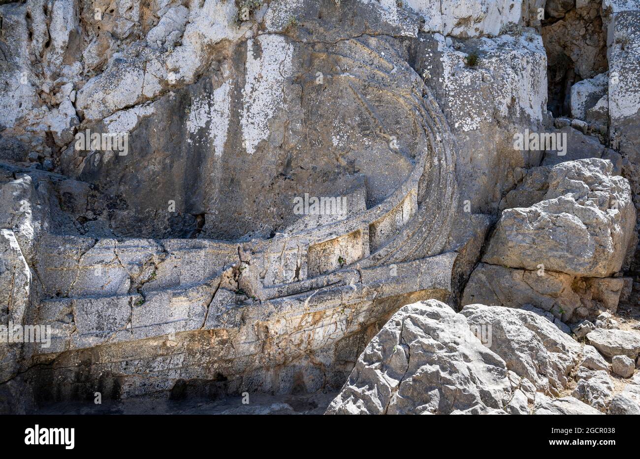 Pierre sculptée image d'un navire, temple romain, Acropole de Lindos, Lindos, Rhodes, Dodécanèse, Grèce Banque D'Images Pierre sculptée image d'un navire, temple romain, Acropole de Lindos, Lindos, Rhodes, Dodécanèse, Grèce Banque D'Images