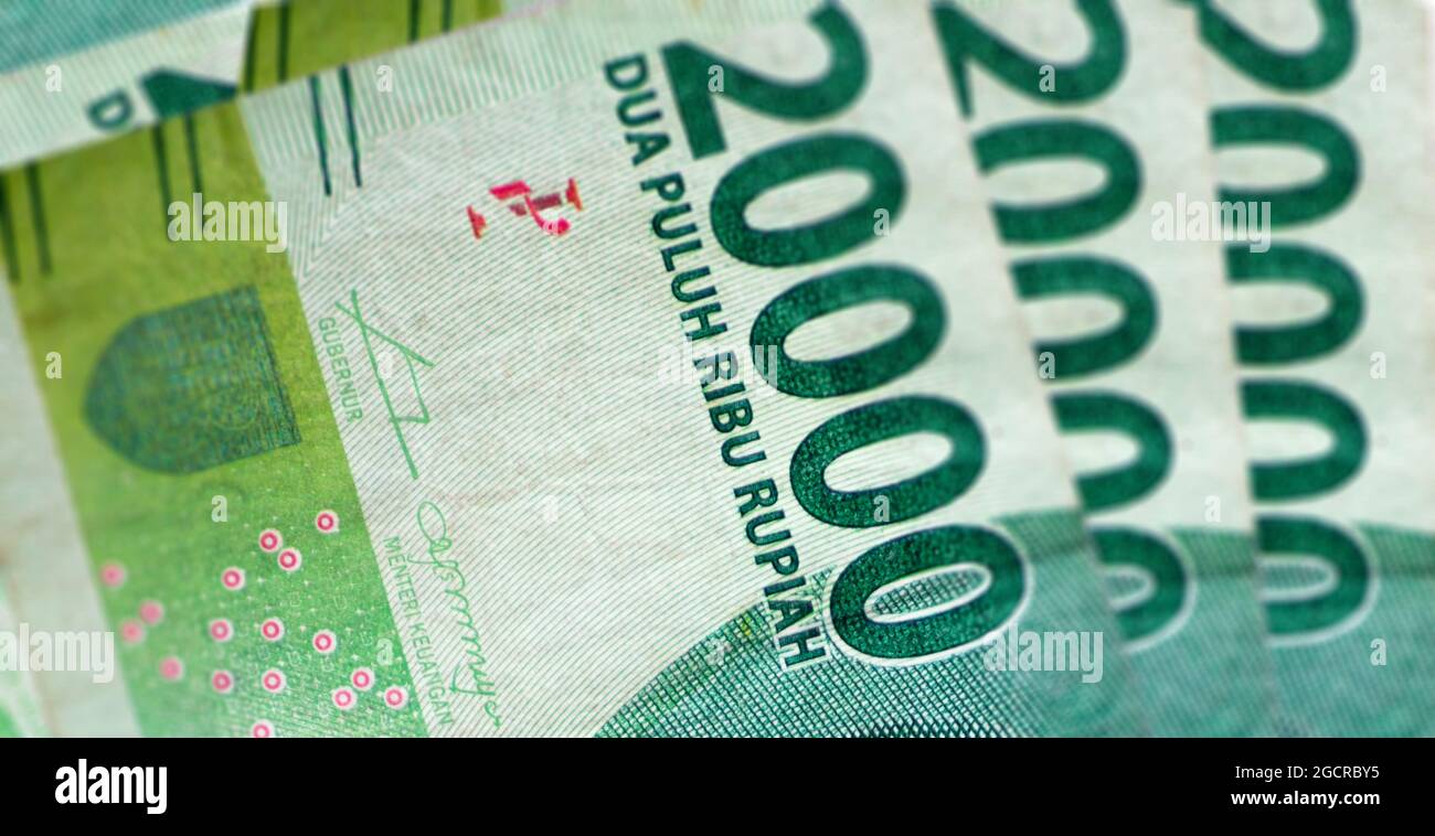 Gros plan des billets indonésiens. Rupih est la monnaie indonésienne. Voici un tas de 20000 rupias. L'argent de l'indonésie. Le rupiah indonésien a très Banque D'Images