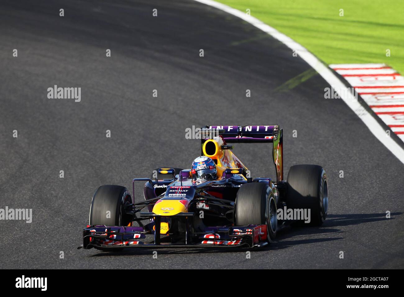 Sebastian Vettel (GER) Red Bull Racing RB9. Grand Prix japonais, dimanche 13 octobre 2013. Suzuka, Japon. Banque D'Images