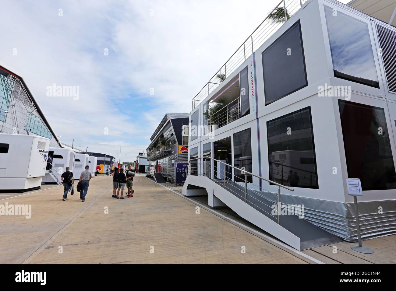 Le nouveau Williams motorhome. Grand Prix de Grande-Bretagne, jeudi 3 juillet 2014. Silverstone, Angleterre. Banque D'Images