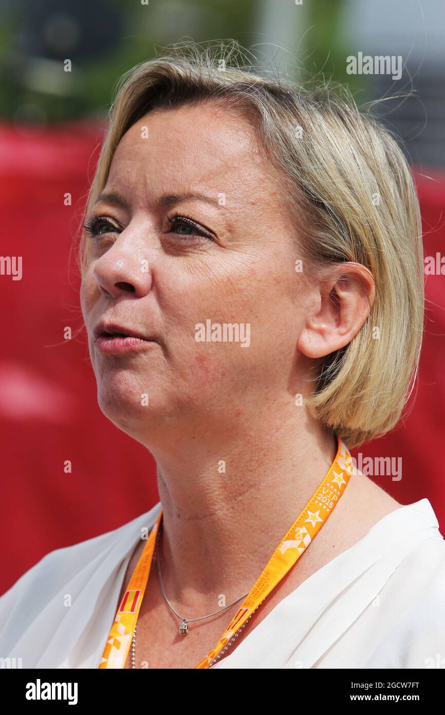 Sabine Kehm (GER) responsable de Michael Schumacher (GER). Grand Prix d'Espagne, dimanche 10 mai 2015. Barcelone, Espagne. Banque D'Images