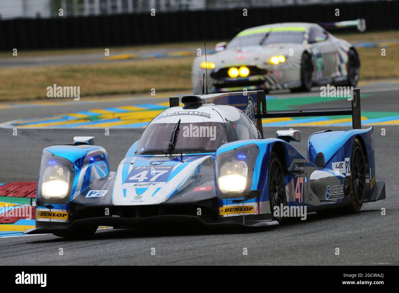 Matthew Howson (GBR) / Richard Bradley (GBR) / Nicolas Lapierre (FRA) #47 KCMG Oreca 03R Judd. FIA World Endurance Championship, le Mans 24 heures - entraînement et qualification, mercredi 10 juin 2015. Le Mans, France. Banque D'Images Matthew Howson (GBR) / Richard Bradley (GBR) / Nicolas Lapierre (FRA) #47 KCMG Oreca 03R Judd. FIA World Endurance Championship, le Mans 24 heures - entraînement et qualification, mercredi 10 juin 2015. Le Mans, France. Banque D'Images