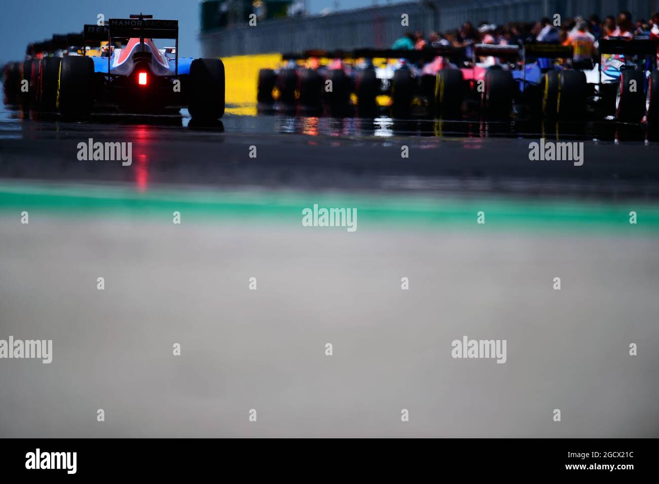 La grille avant le début de la course. Grand Prix de Hongrie, dimanche 24 juillet 2016. Budapest, Hongrie. Banque D'Images