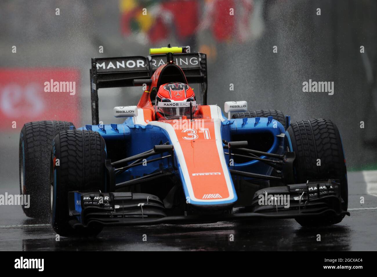 Esteban Ocon (FRA) Manor Racing MRT05. Grand Prix brésilien, dimanche 13 novembre 2016. Sao Paulo, Brésil. Banque D'Images
